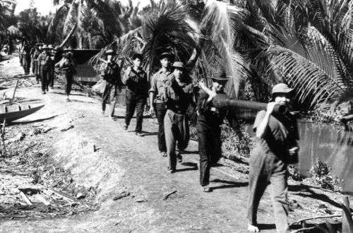 Phóng viên TTXGP tác nghiệp tại Hòn Đất năm 1969